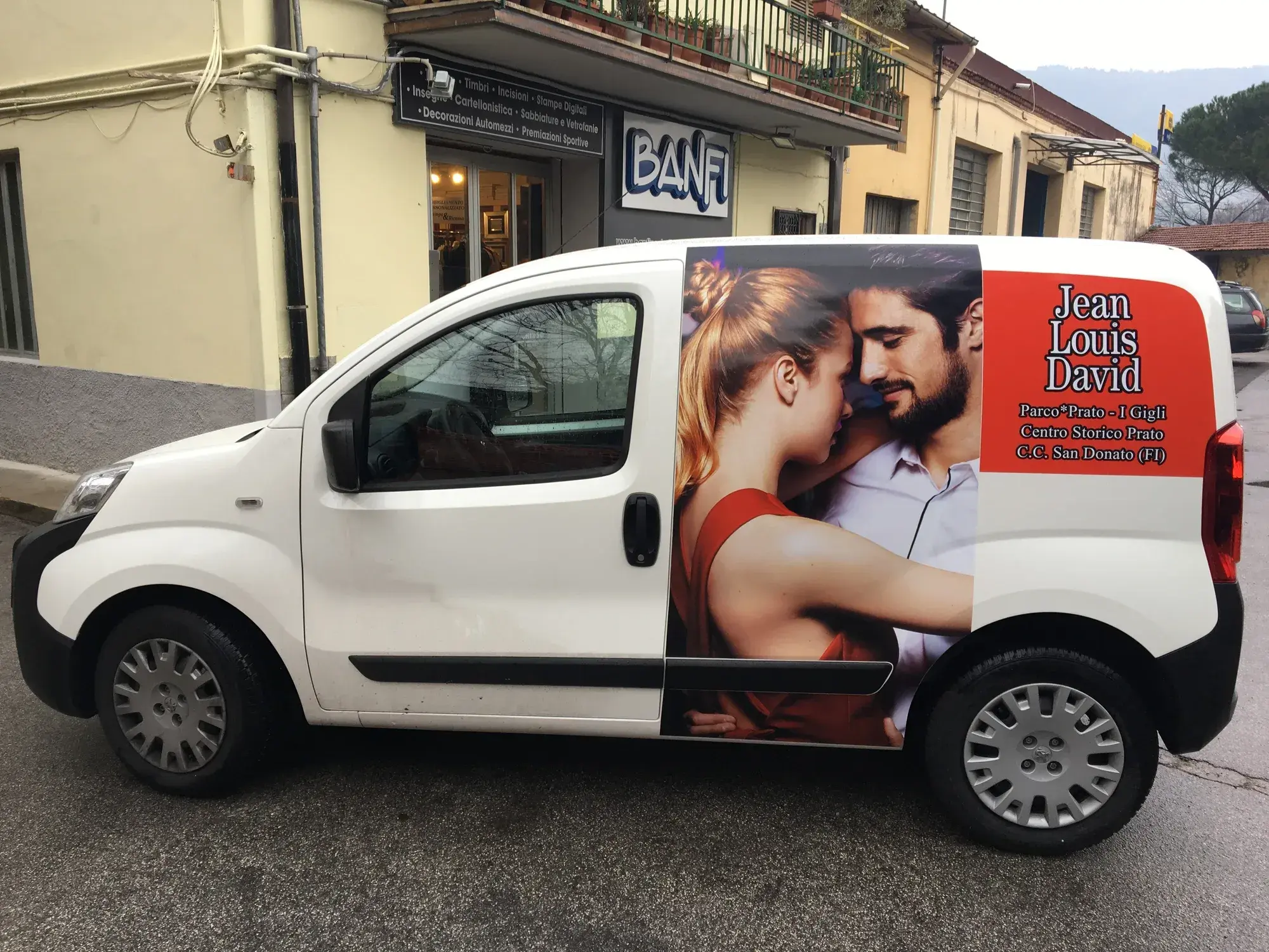Decorazione automezzi